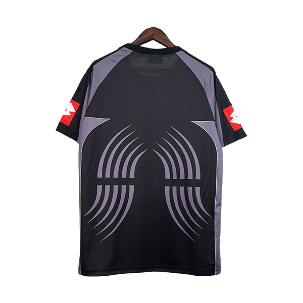 Retro-2001-2002-Juventus-Goalkeeper-Soccer-Jersey-02